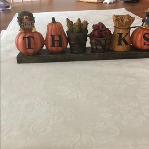 Thanksgiving Decor
